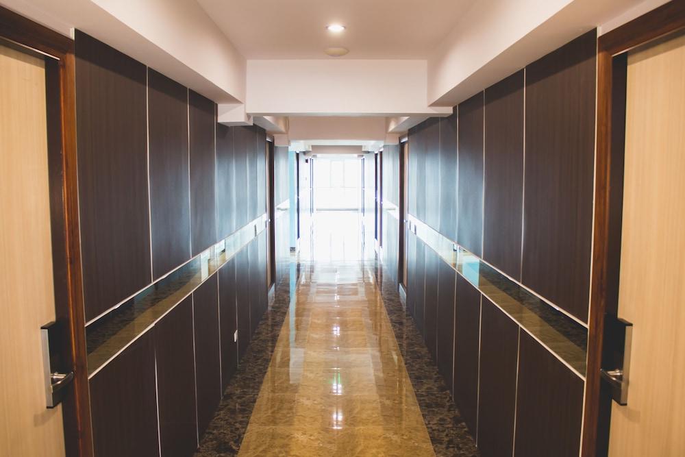 בנגקוק Maverick Ratchada Hotel מראה חיצוני תמונה
